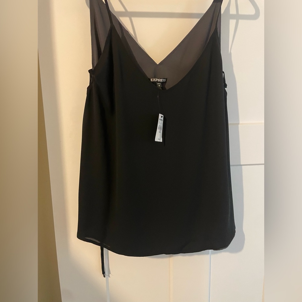 Reversable tie side tank